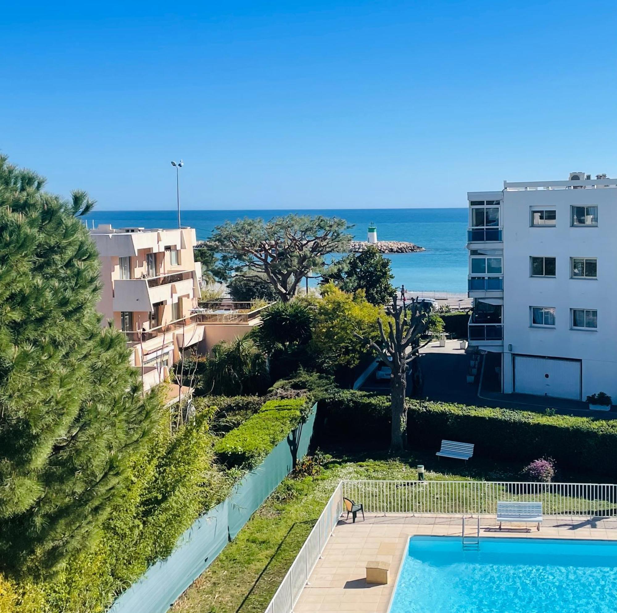 Residence Mediterranee - Beachfront - Sun And Seaview - Pool - Private Parking Cagnes-sur-Mer Kültér fotó